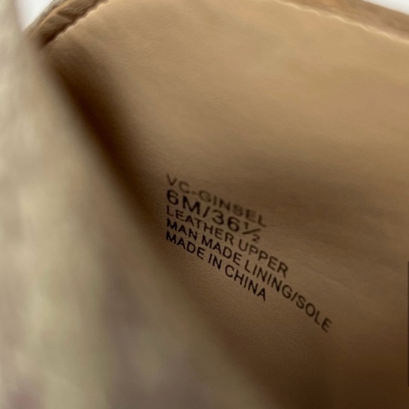 Vince Camuto Snake Print Ankle Bootie Sz 6 - Picture 4 of 4